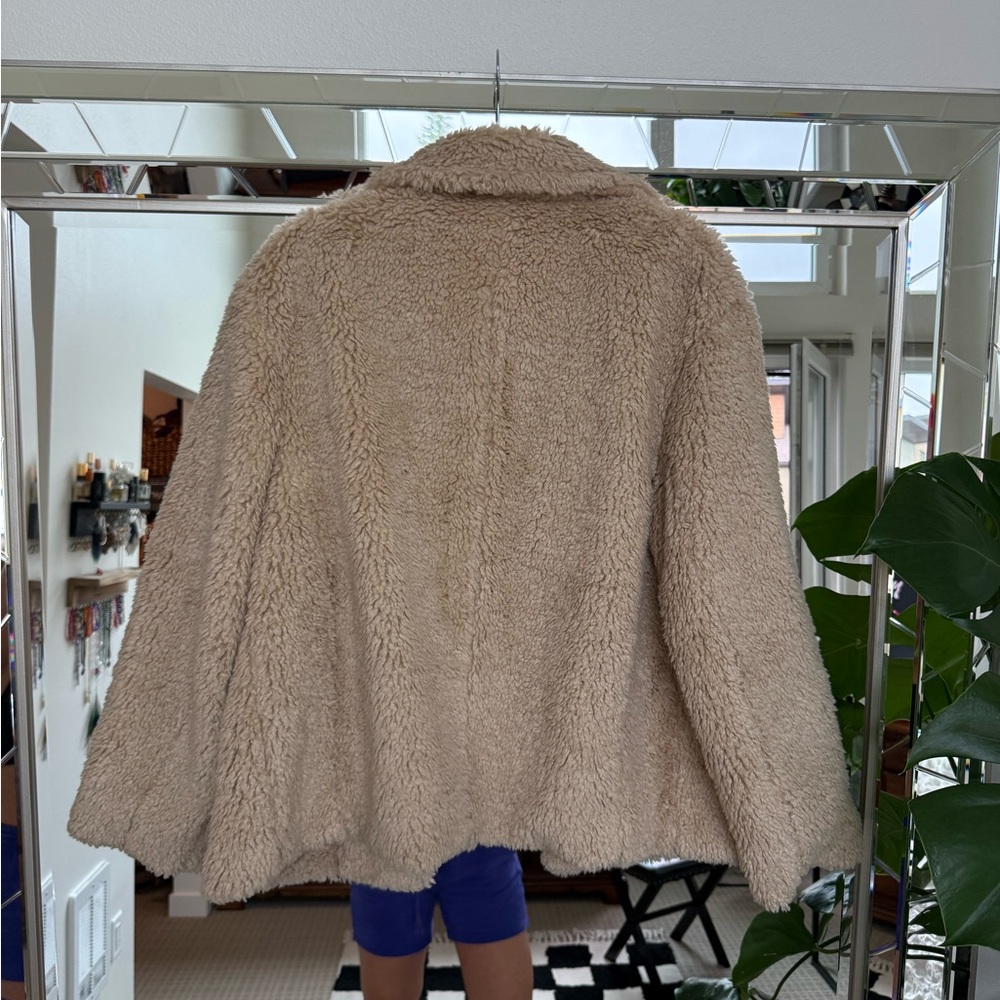 NWT - Vince Teddy Shearling Jacket - Picture 5 of 14